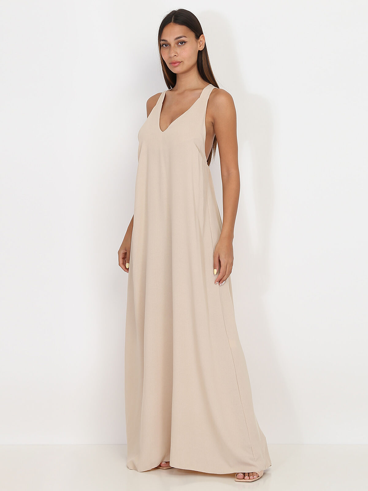 Robe longue et ample à dos croisé- Beige
