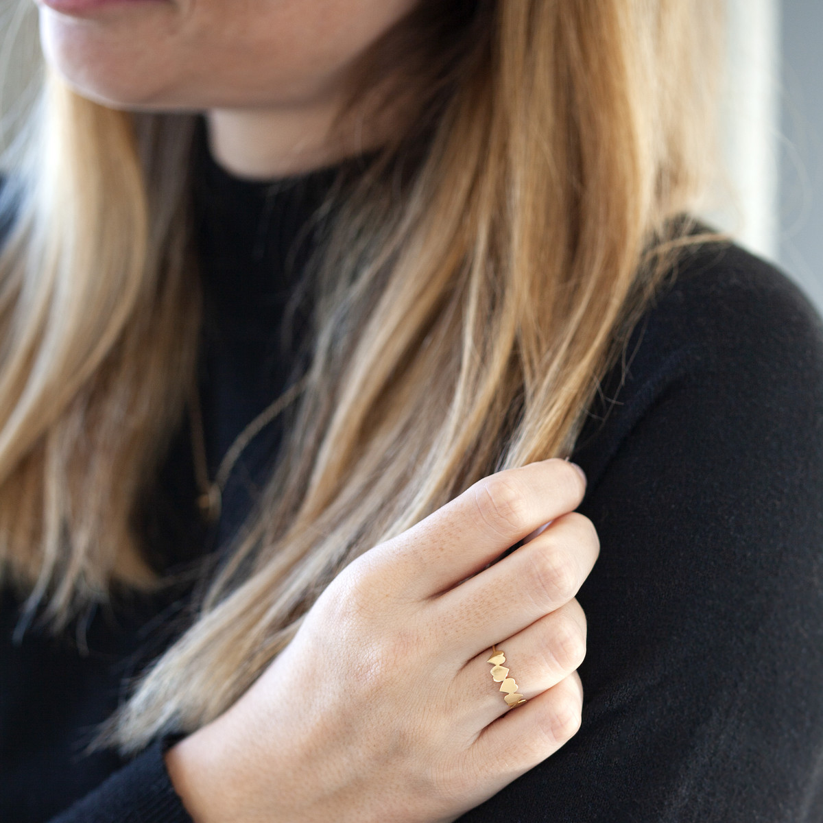 Bague or jaune 750 motif coeurs