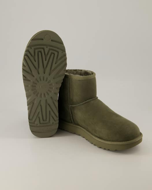 UGG Classic-Mini II Winterschuhe in Grün