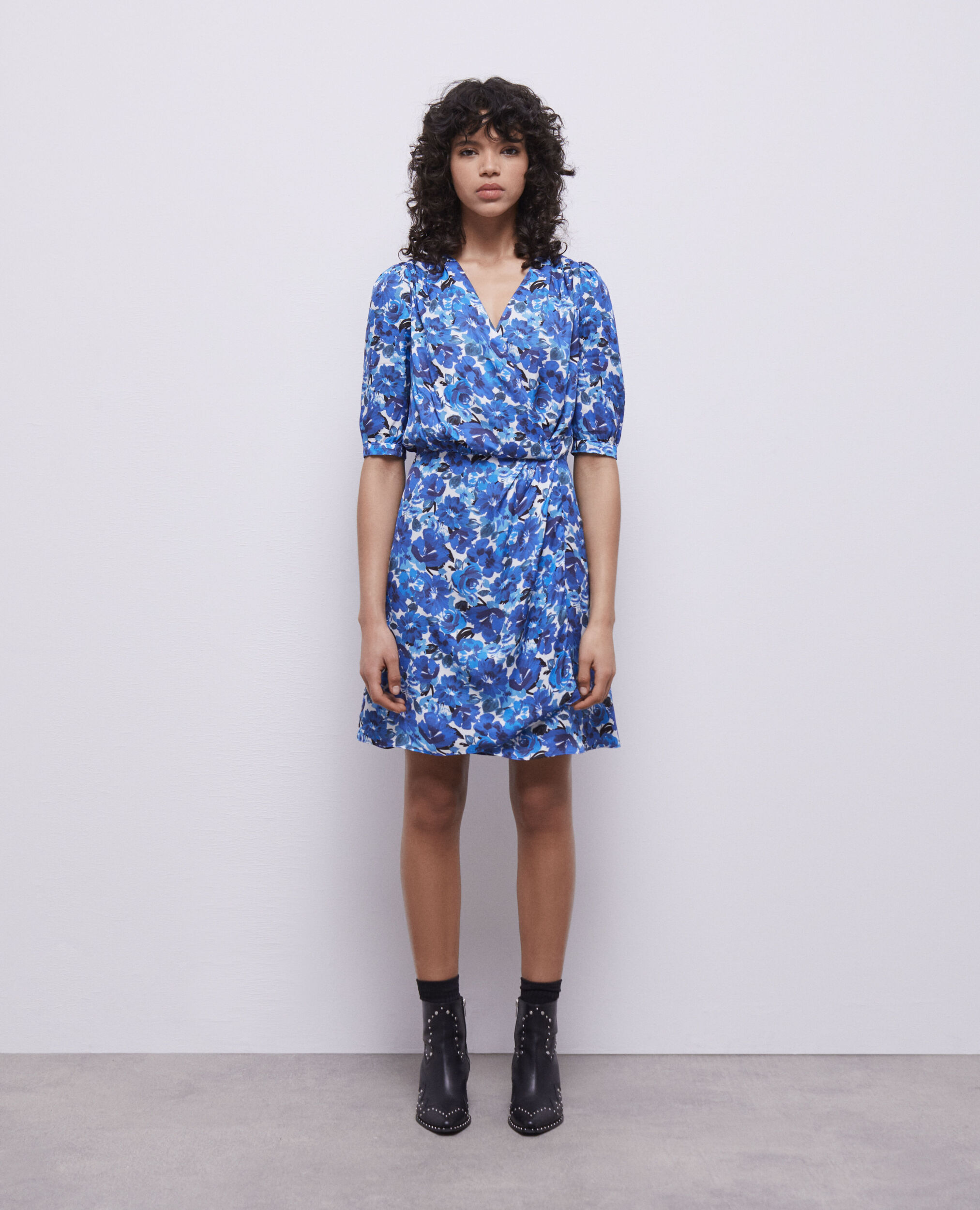Robe portefeuille courte imprimée