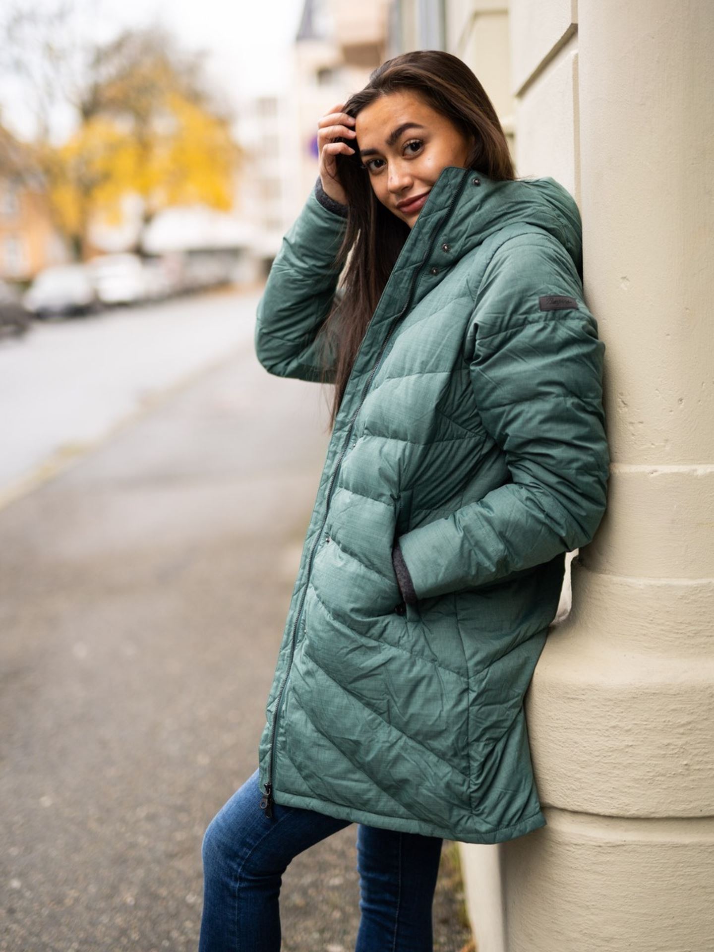 Oslo Down Light Coat w/Hood