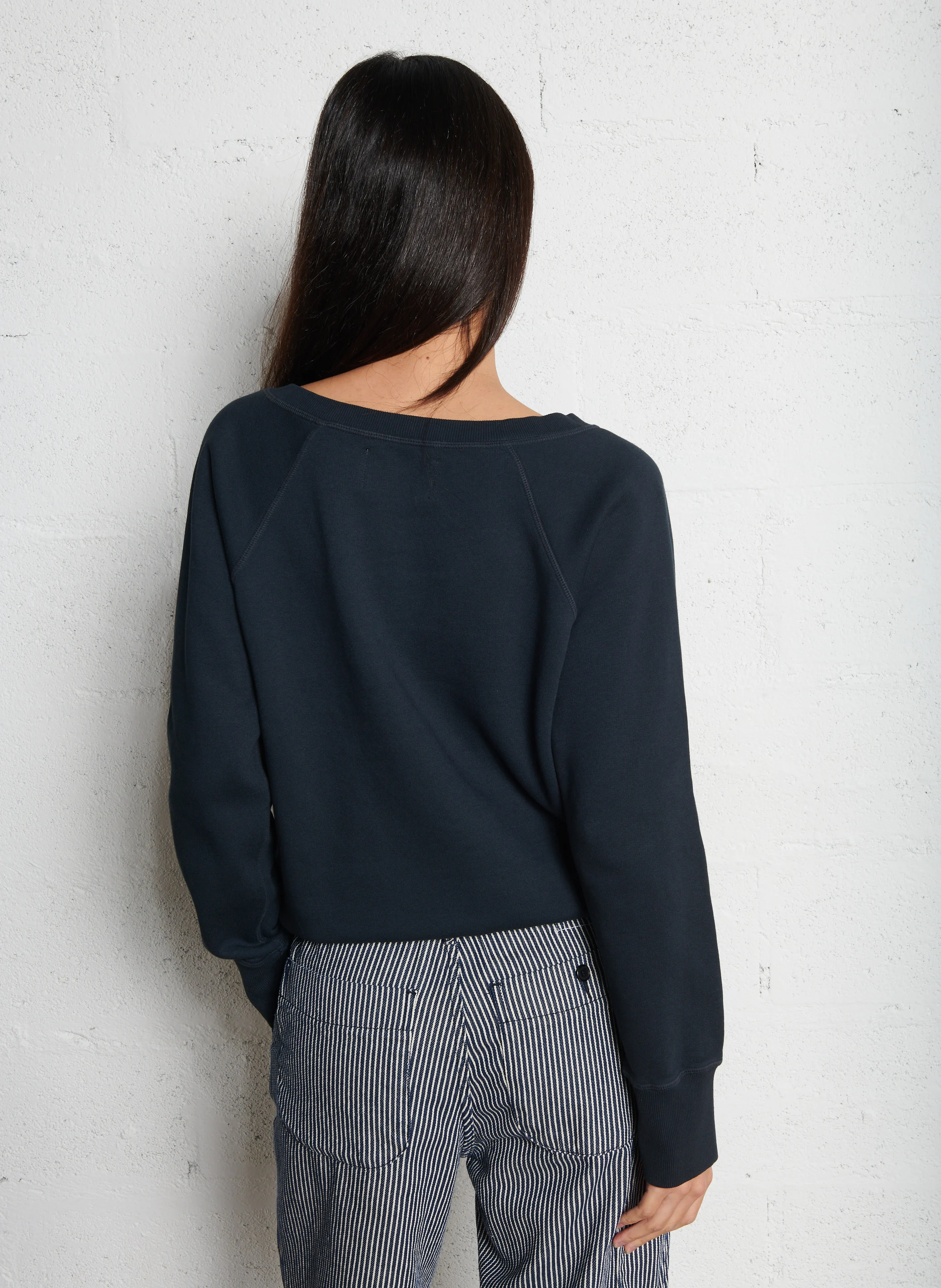 SHAVI - Sweat coupe droite col V en coton bio mélangé | Noir