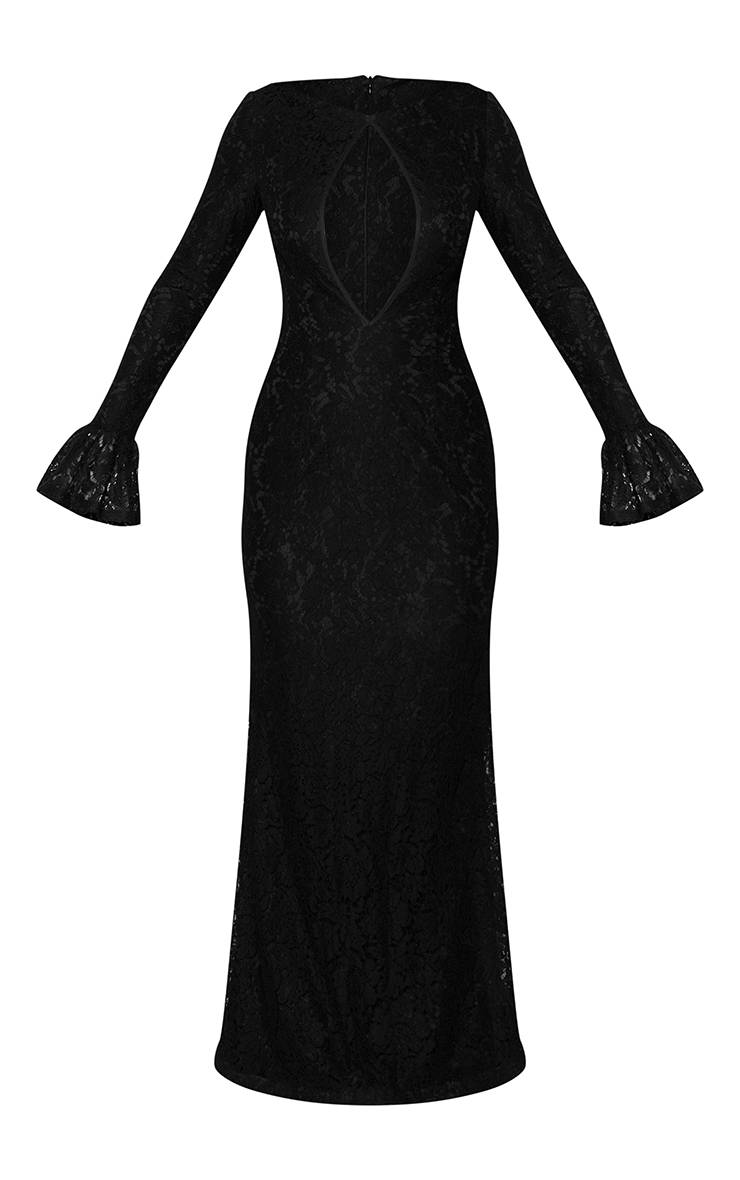 Noir Robe Longue Évasée En Dentelle Avec Découpe Au Col Et Manches Longues Évasées