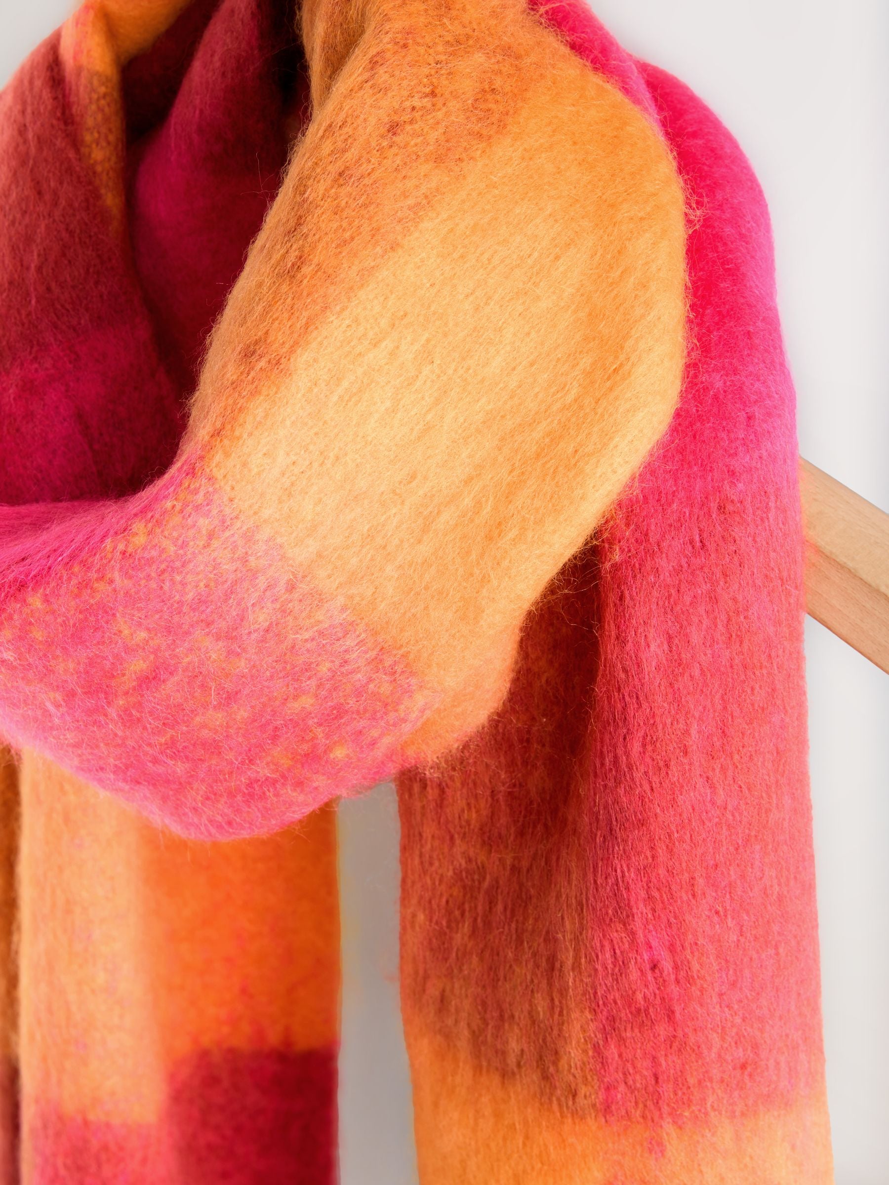 Roze/oranje geruit - Zware sjaal van geborstelde stof