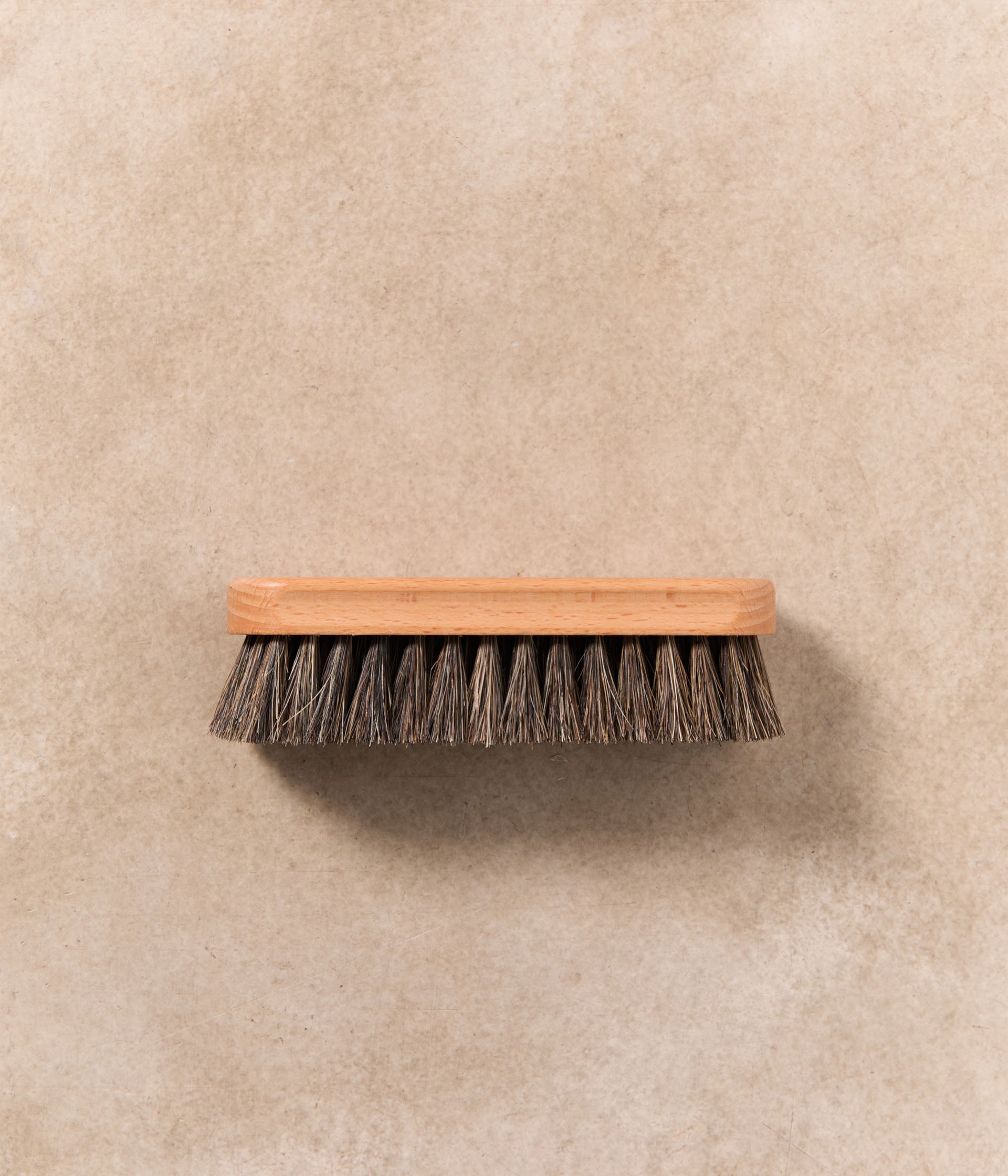 Brosse lustrante