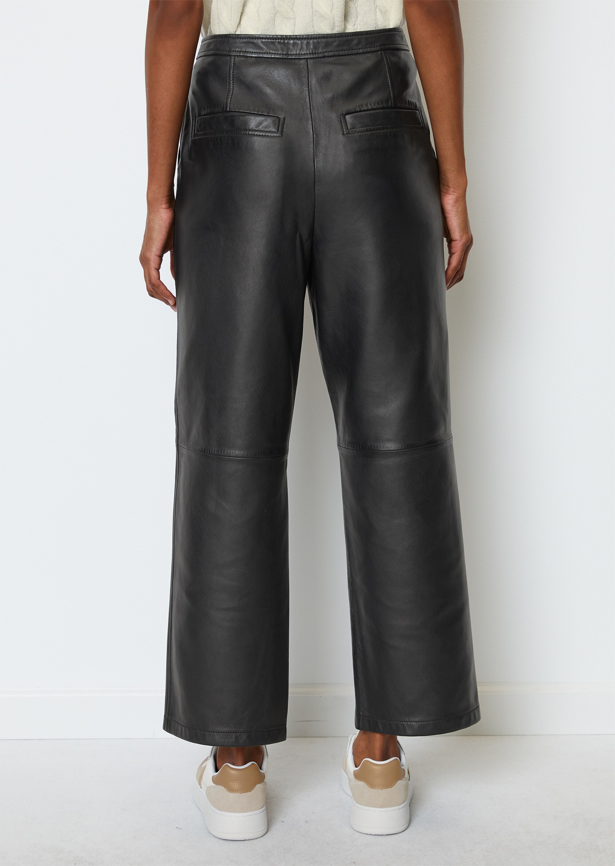 Lederhose regular aus softem Lamm-Nappaleder