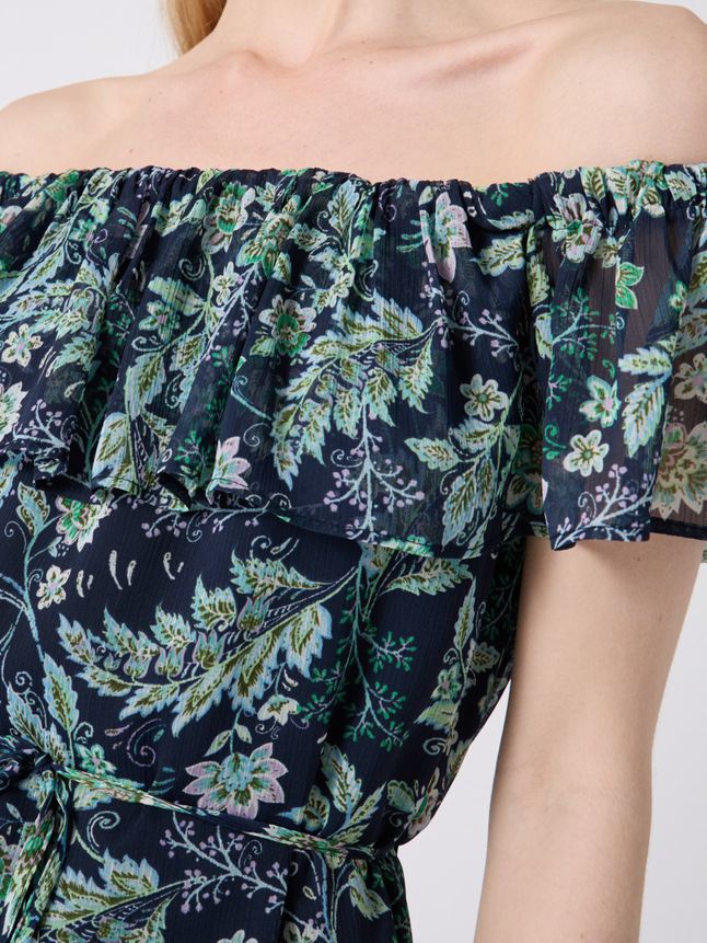 Robe longue cinturée