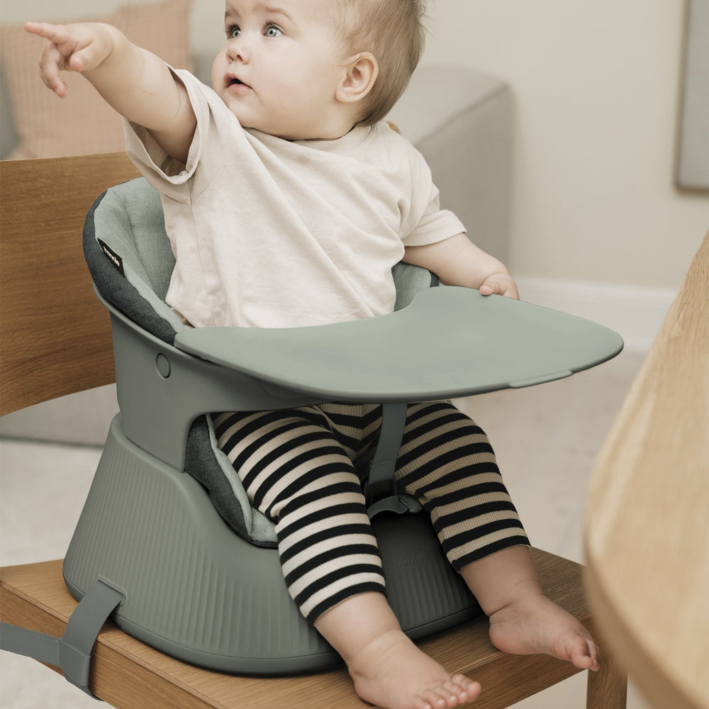 Køb Hannie Sage Green The Portable High Chair
