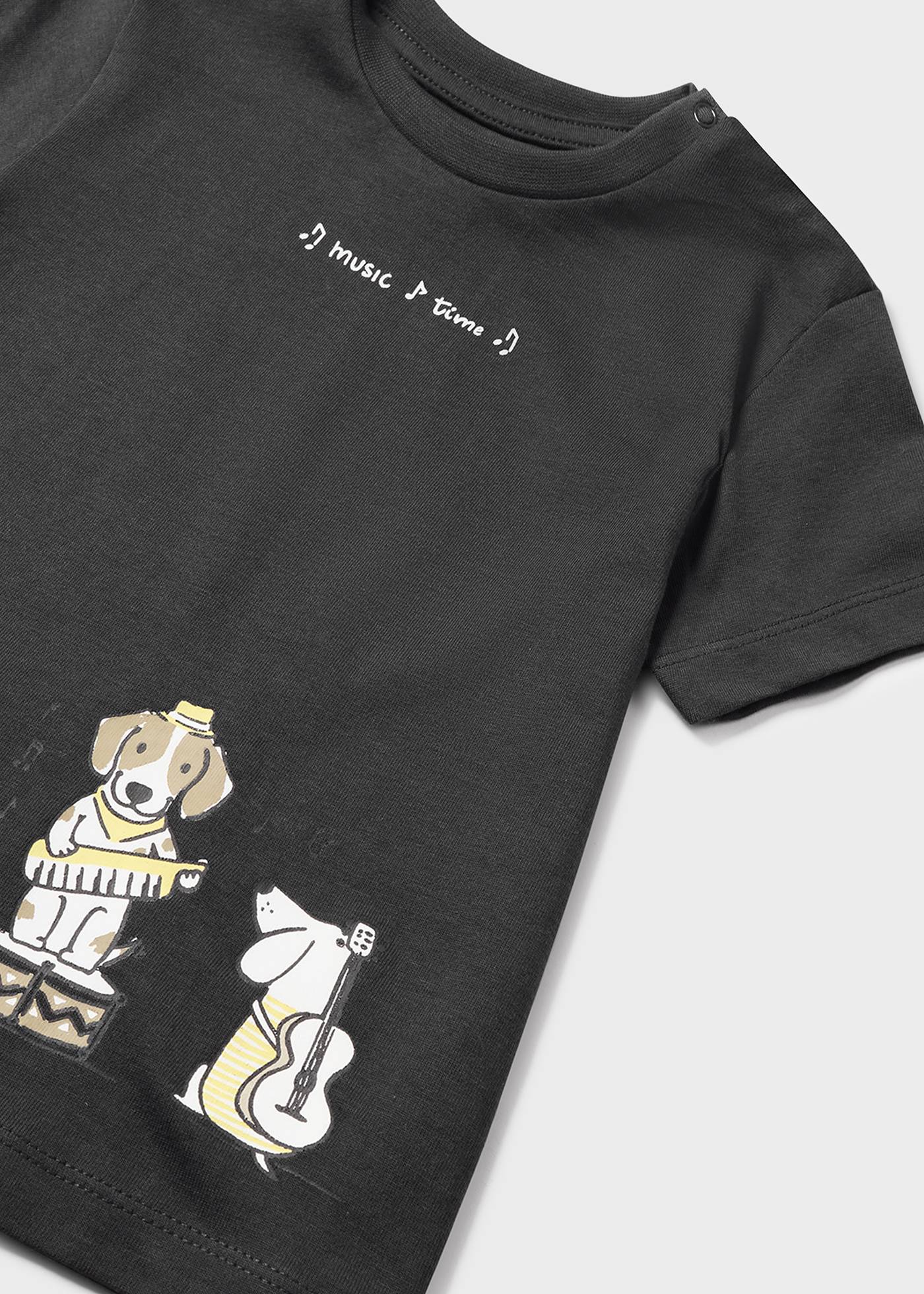 Camiseta de manga curta estampada para bebê, feita de algodão sustentável.