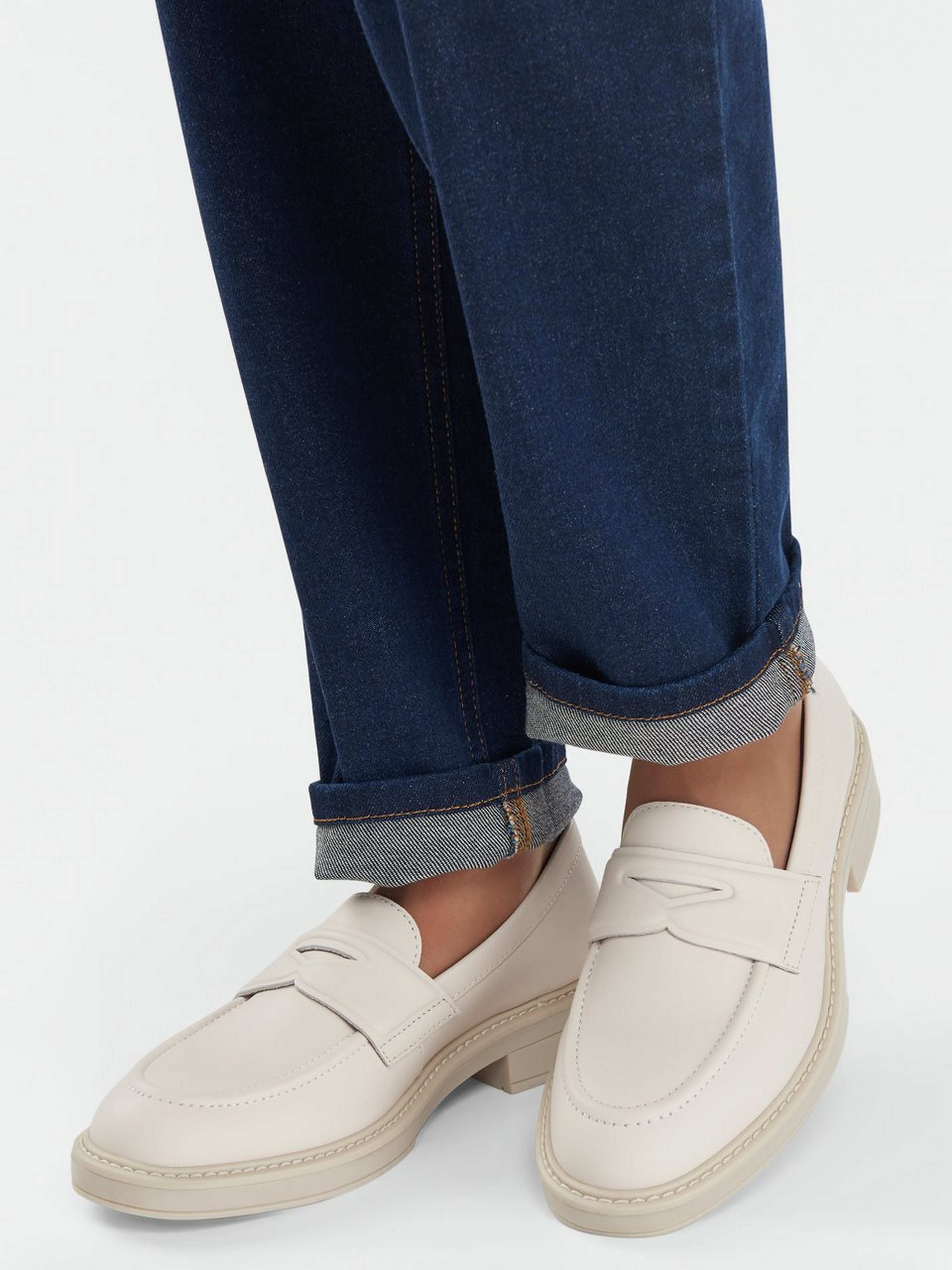 Slipper Vanity