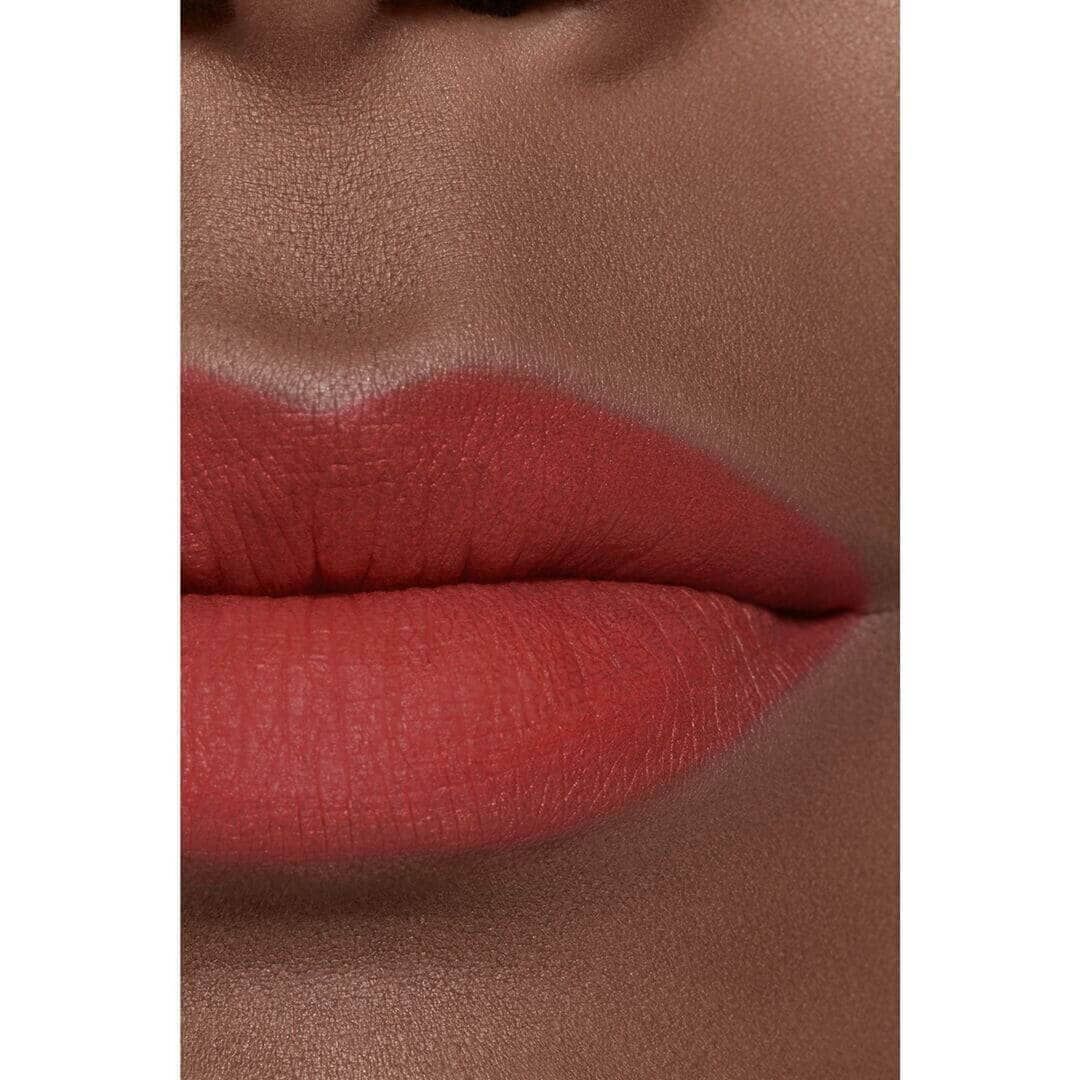 CHANEL ROUGE ALLURE LIQUID VELVET BATOM LÍQUIDO MATE INTENSO DE LONGA DURAÇÃO