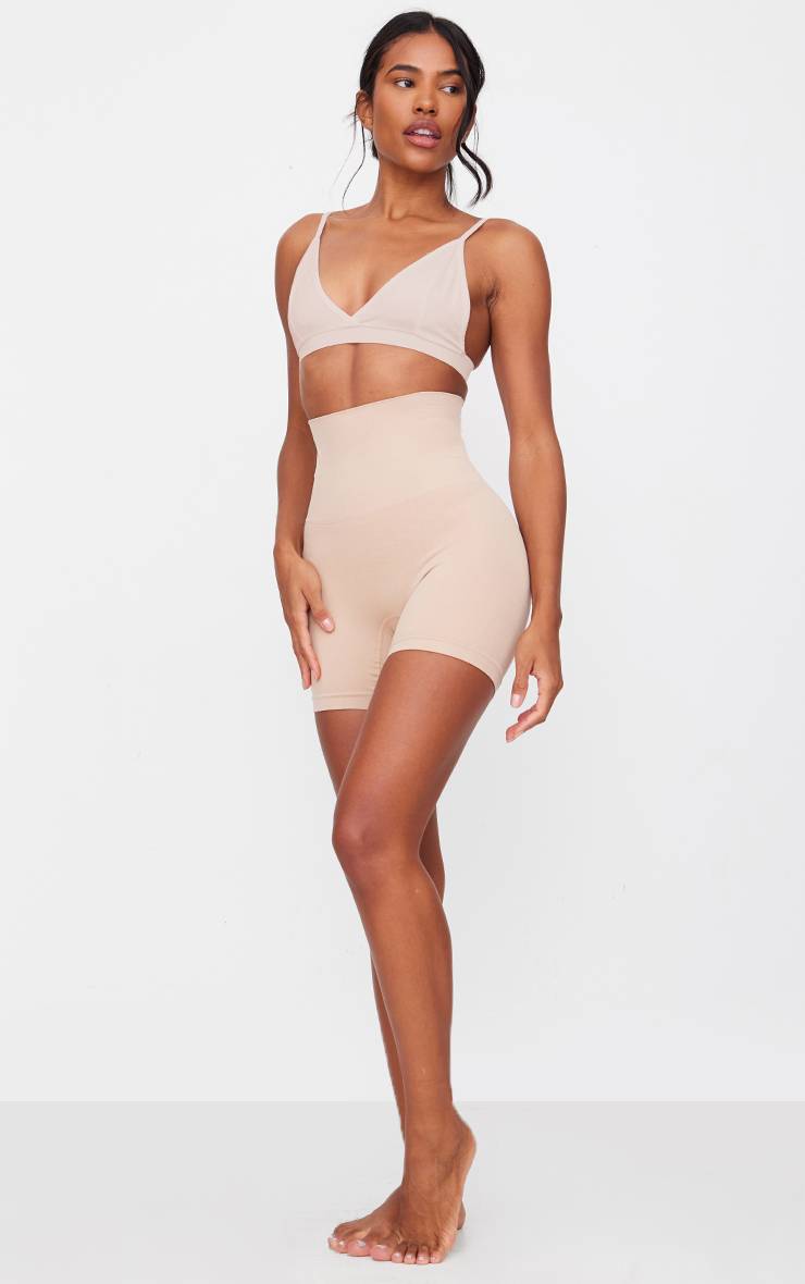 Nude Short Gainant Taille Haute À Effet Sculptant