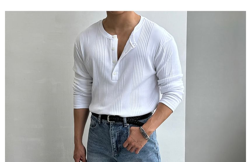 Okwano - Gebreide top met lange mouwen en Henley-hals en patroon