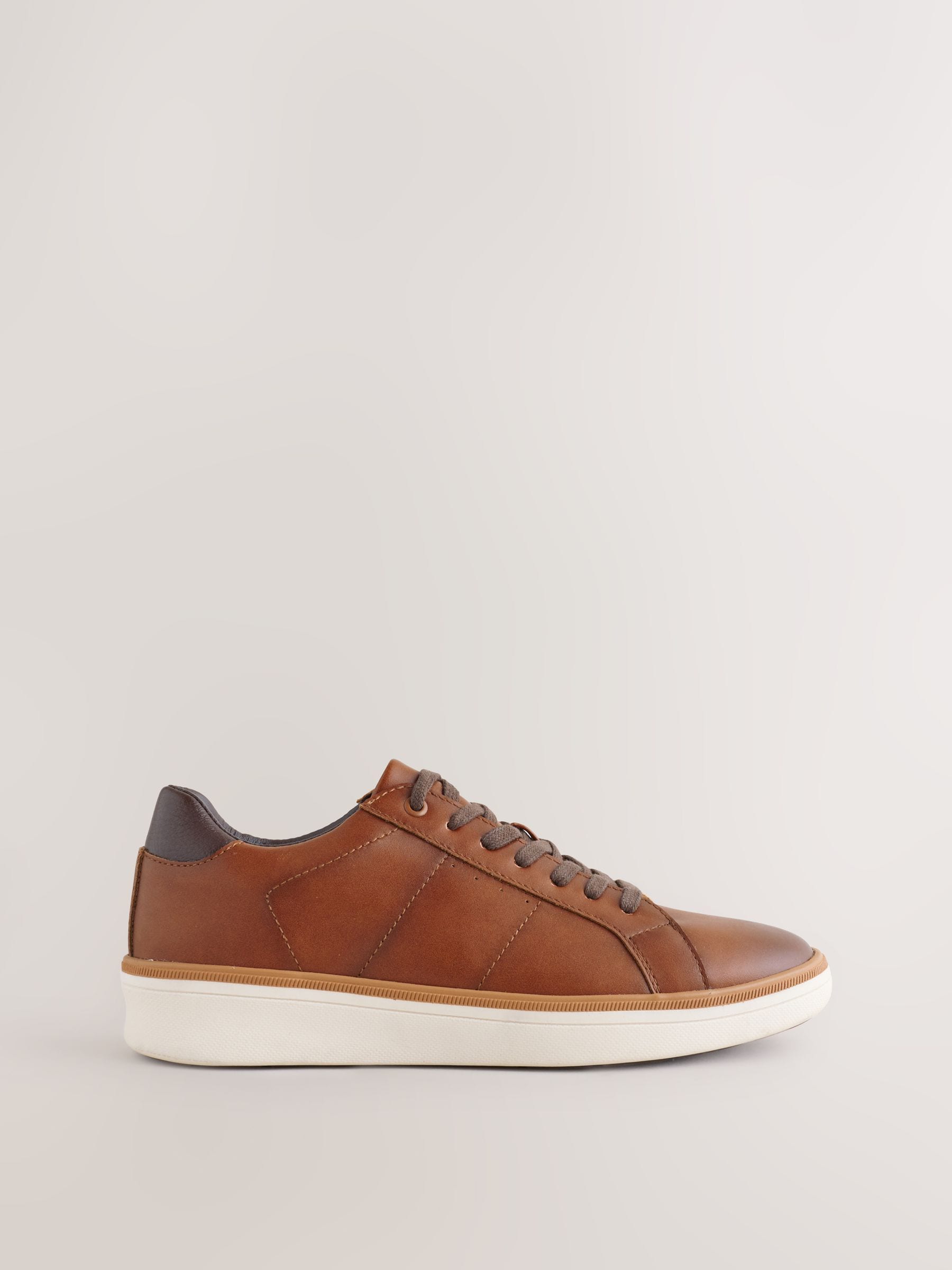 Lichtbruin - Wedged Smart Casual Longline Trainers