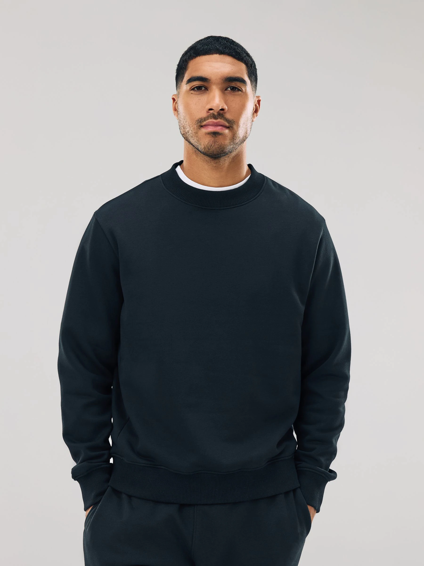 Zwart - Normale Pasvorm - Dik sweatshirt met ronde hals en hoog katoengehalte