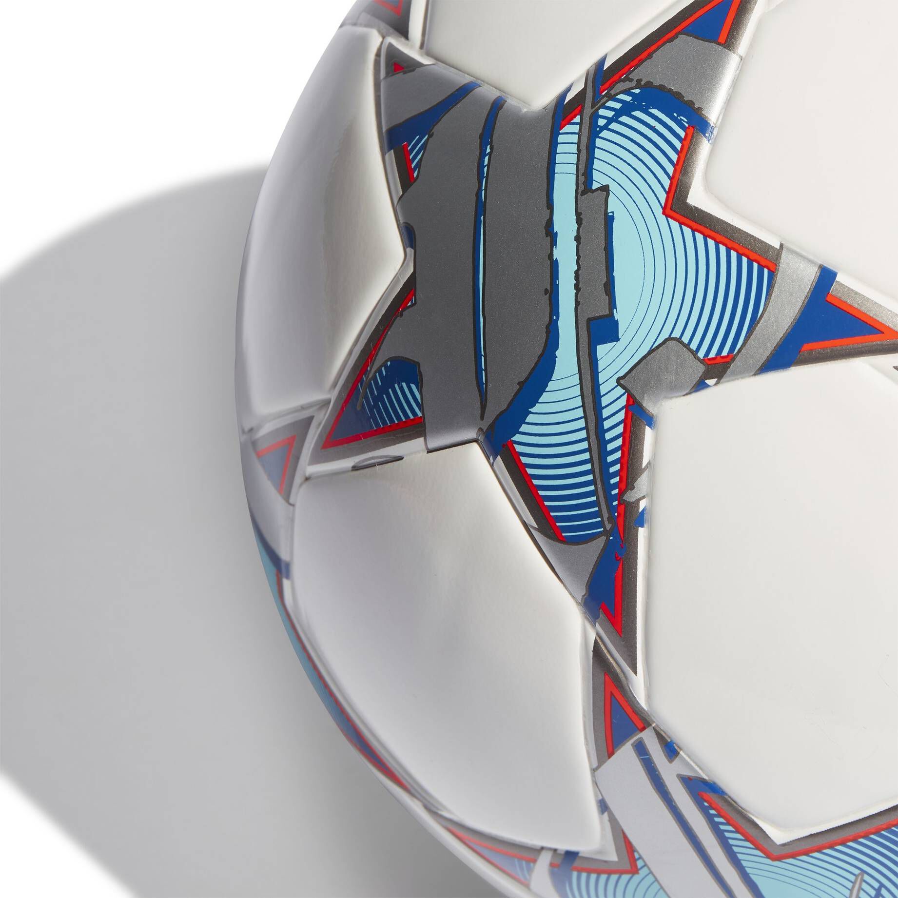 adidas Performance| Kinder Fußball Trainingsball UCL LGE J350