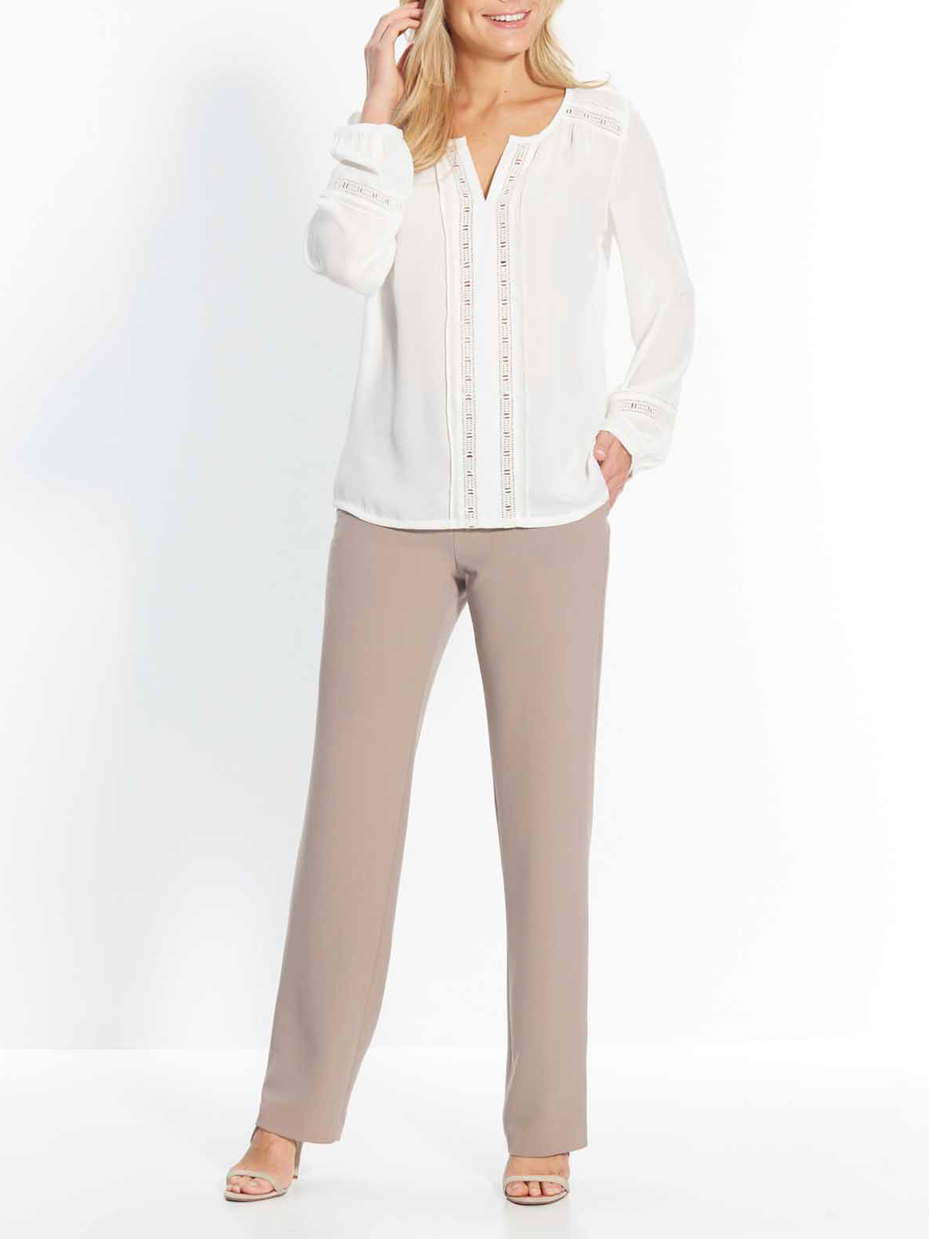 Pantalon droit, vous mesurez + d'1,60m