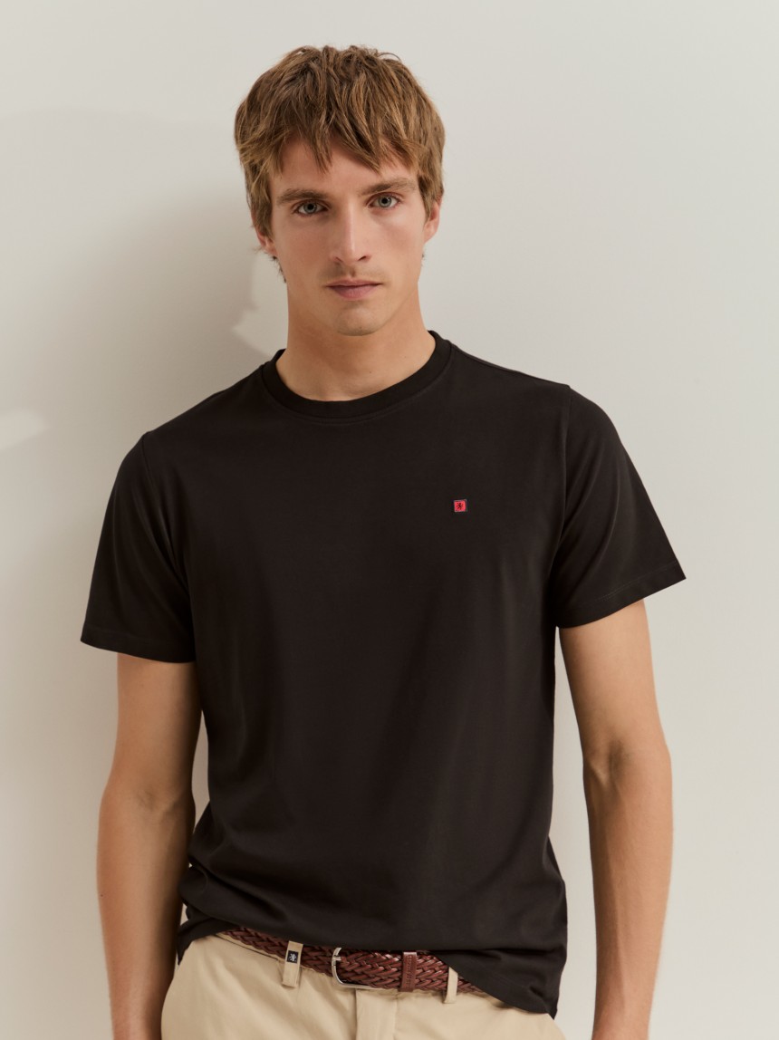T-shirt básica de algodão