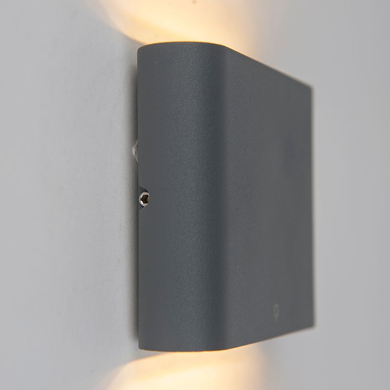 Moderne wandlamp donkergrijs 11,5 cm incl. LED IP65 - Batt