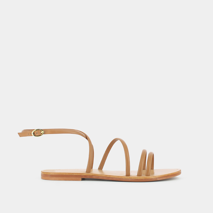 Sandales plates à brides et lanières  en cuir camel