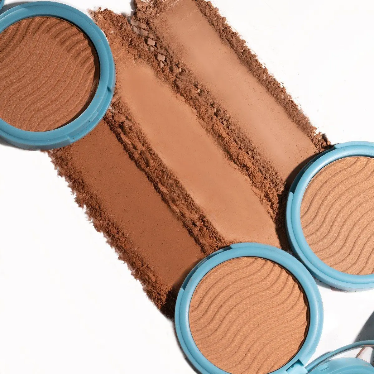 Nabilla Beauty - Bronzer Poudre Fini Mat- Nouveautés