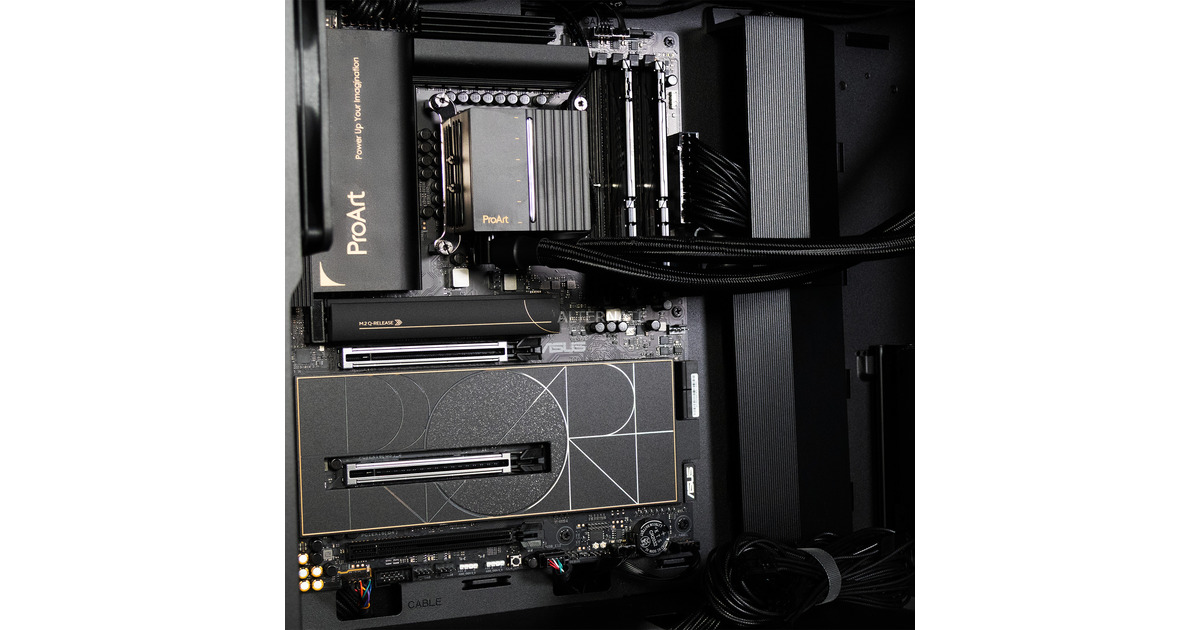 ALTERNATEWorkstation Ultra 9 Pc-systeem Powered by ASUS  (Core Ultra 9 285K | Intel Graphics | 64 GB | 4 TB SSD)