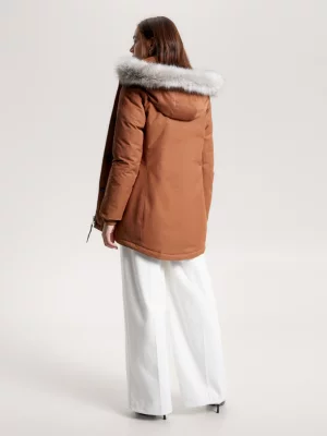 Parka acolchoada com capuz em pele sintética