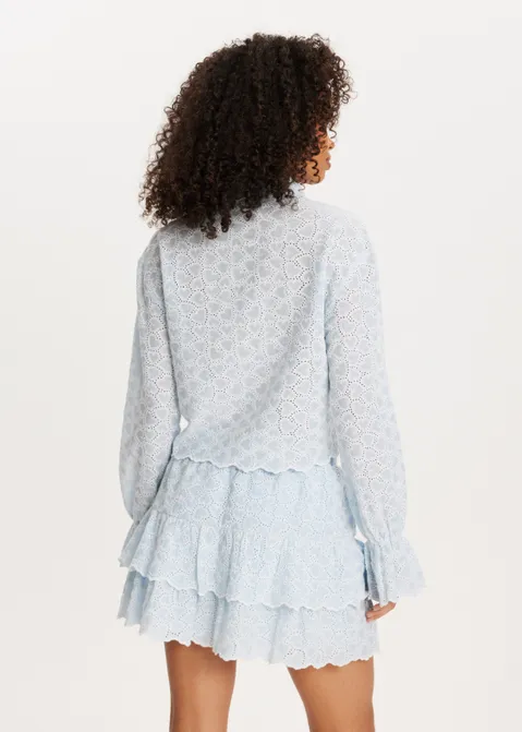 Broderie blouse blauw (BLW.L)