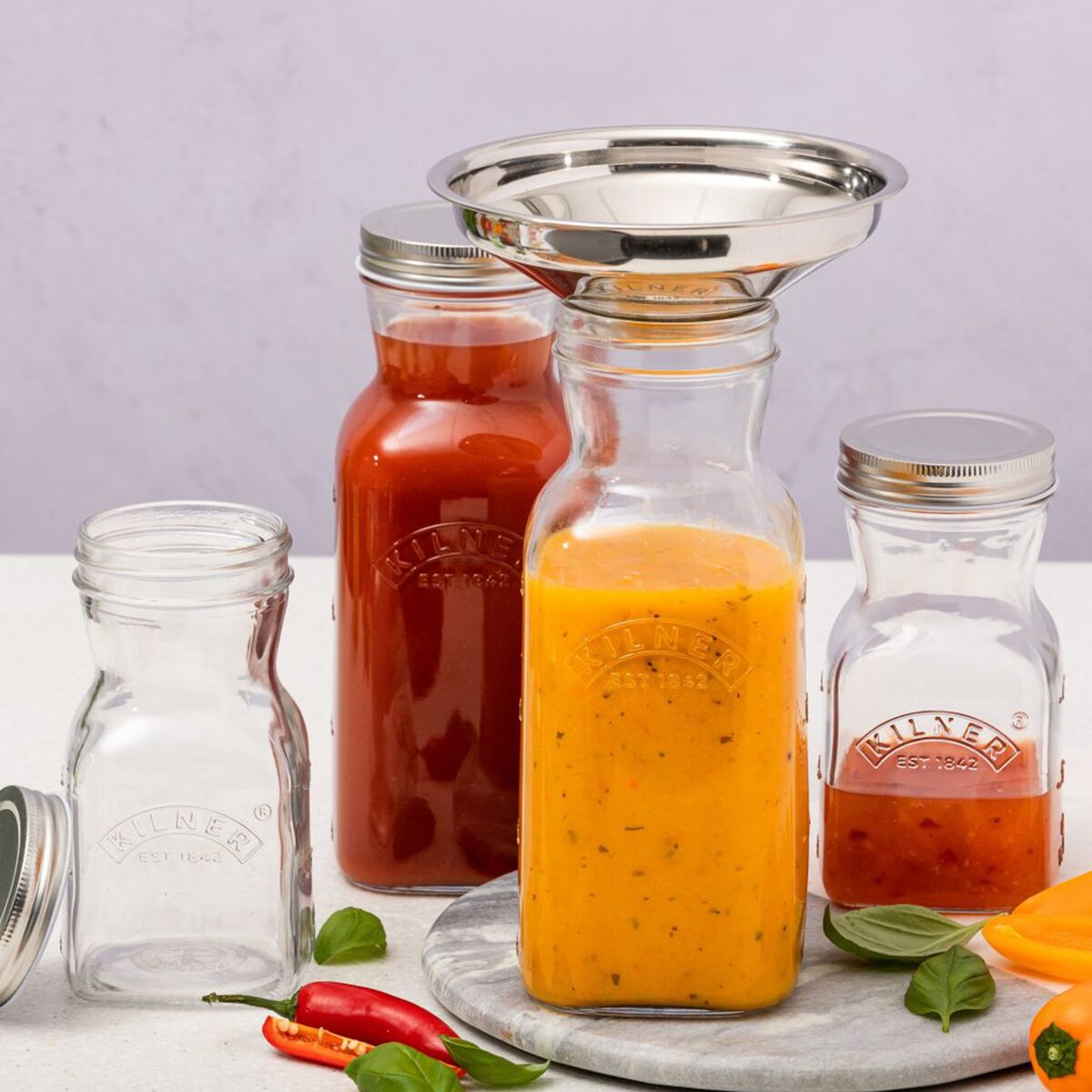 Flaske til juice og saus, 0.5 liter