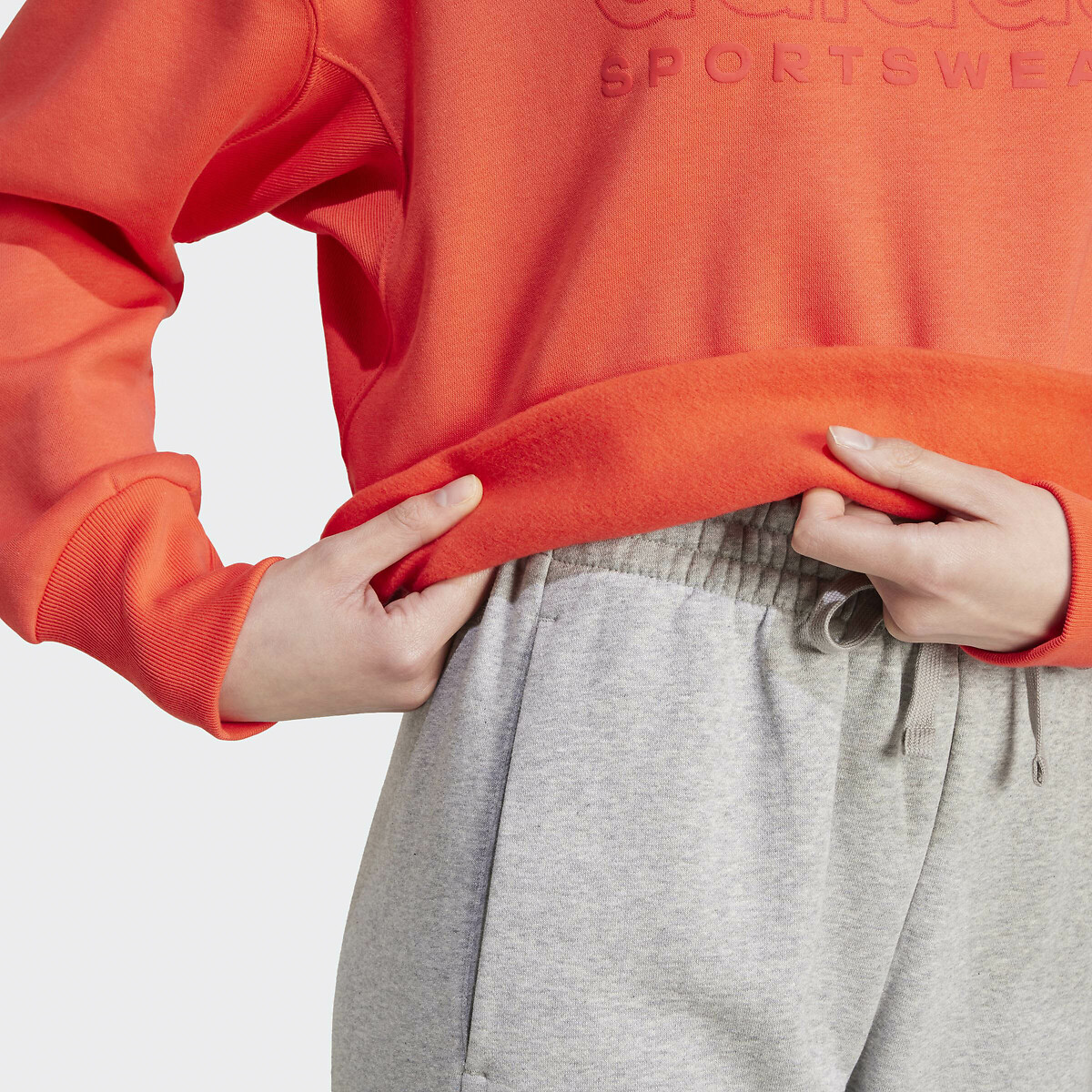 ADIDAS ROUPAS ESPORTIVAS<br>Suéter Losse Estampa para todas as estações