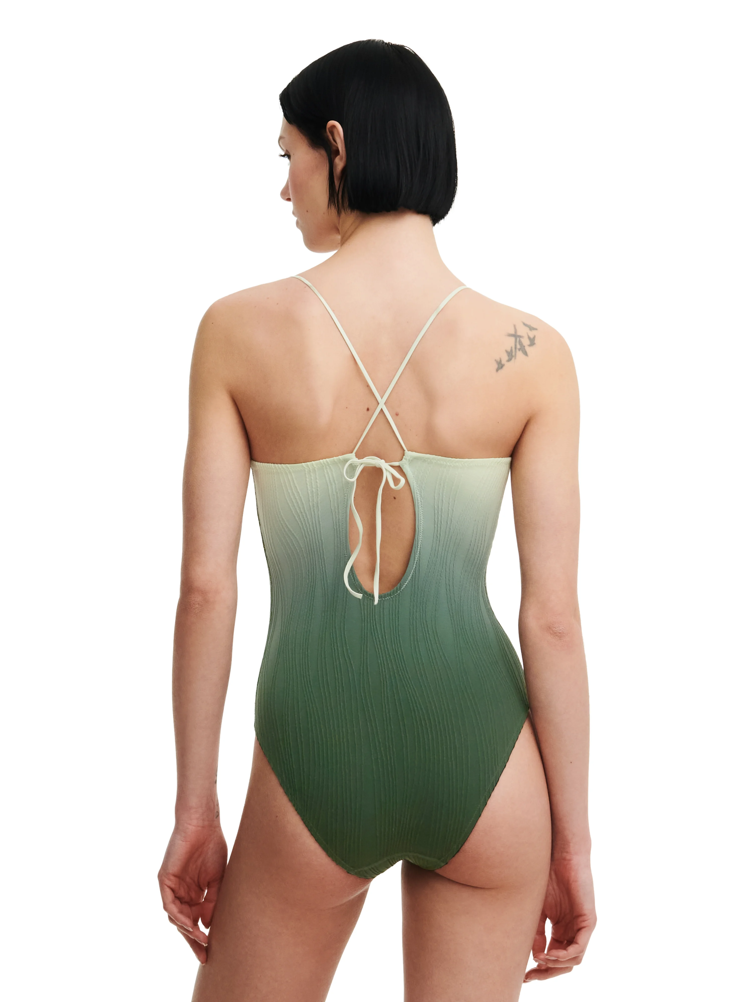SWIM ONE SIZE - Maillot de bain 1 pièce sans armature plongeant coques amovibles | Vert