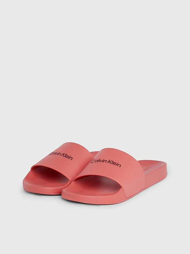 Chinelo com logotipo
