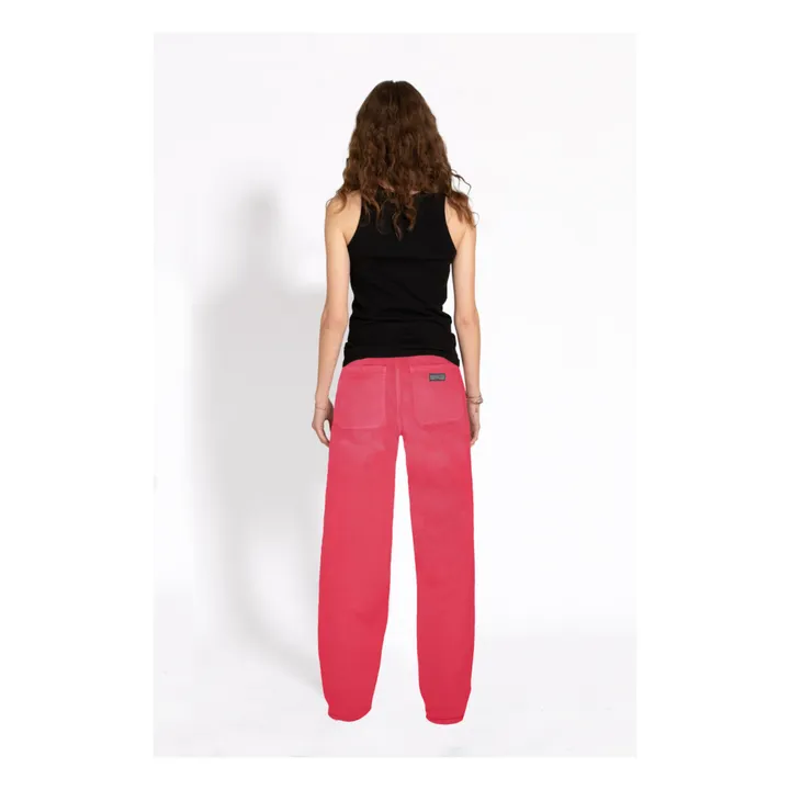 Finger in the nose Jean Loose Carolyn | Rose