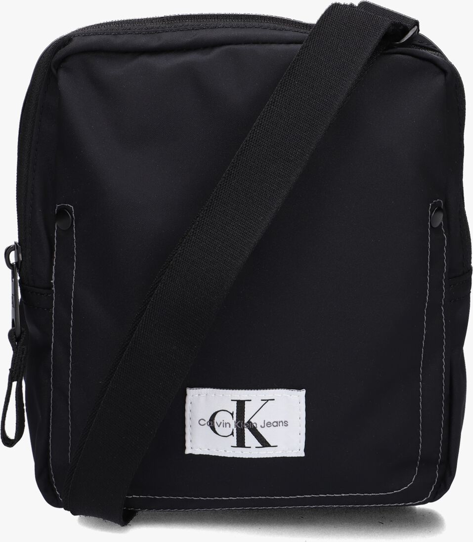 CALVIN KLEIN zwarte calvin klein reportertas sport essentials reporter18 w