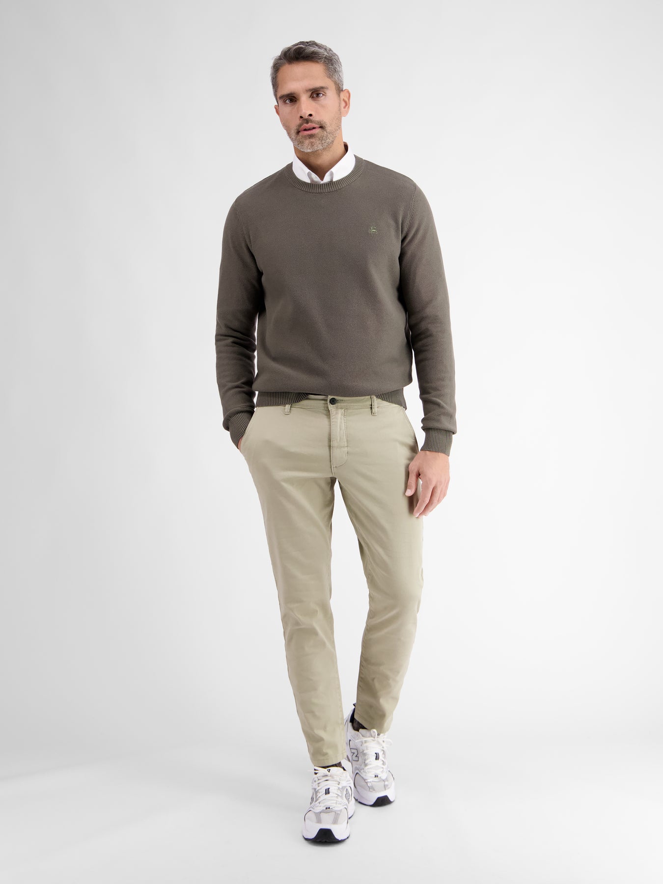 Chino mit Microstruktur, SLIM FIT