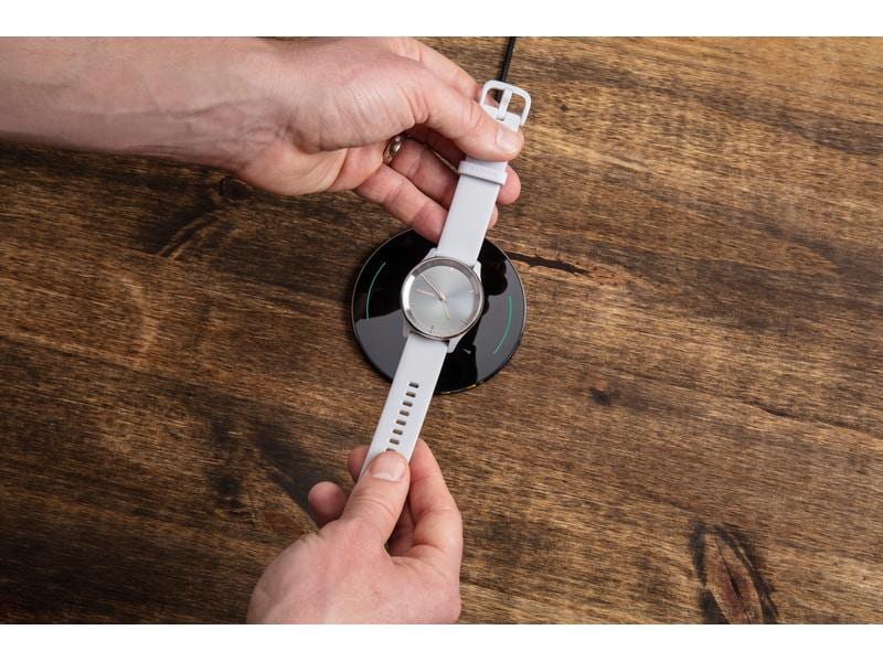 GARMIN Sportuhr Vivomove Trend Weiss/Olivgrün Hybrid-Smartwatch