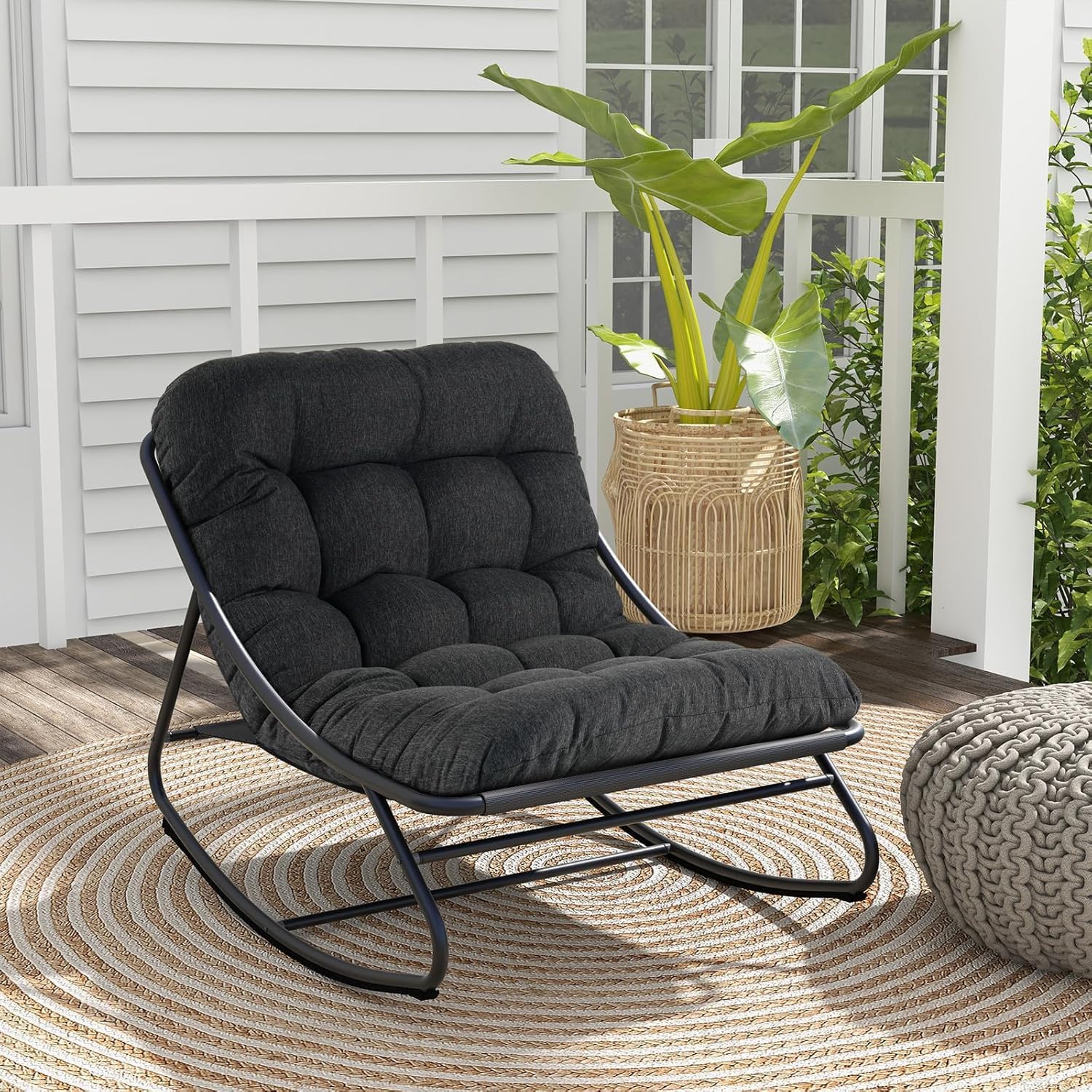 Grand patio schaukelstuhl Outdoor mit Kissen, Schaukelliege Wetterfester Relaxstuhl aus Metall für Garten, Wohnzimmer, Hof, Terrasse und Balkon, bis 150 kg Belastbar - Schwarzgrau