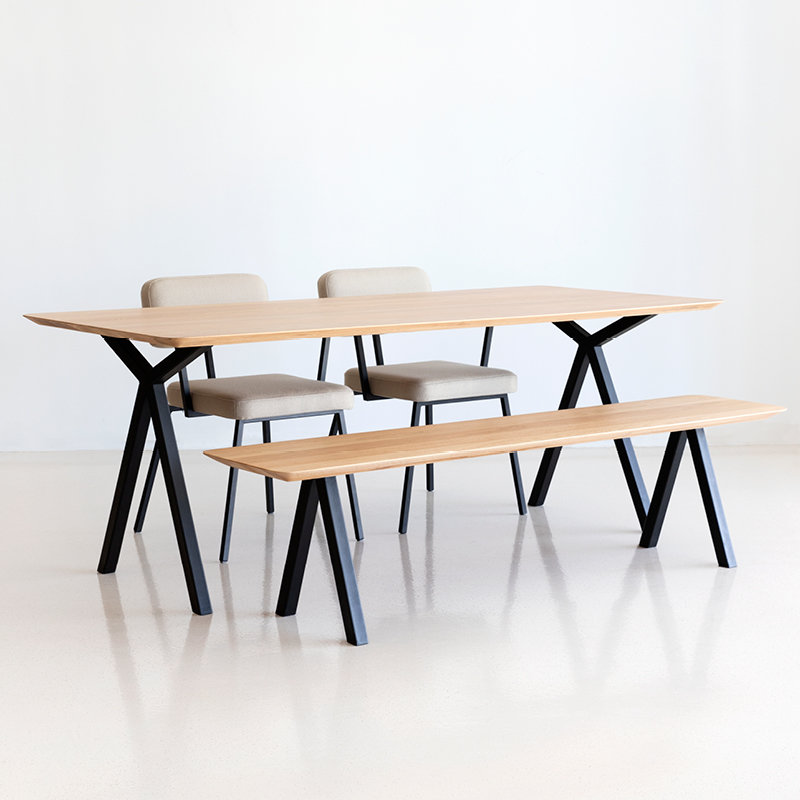 Studio HENK tafel Slim X-type Rechthoekig - zwart frame, hardwax light 3041 260 x 90 cm | HWO NL 3041 | Verjongde Rand | Frame Zwart
