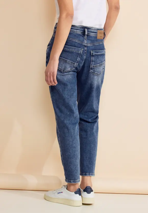 Loose Fit Mom Jeans - mid blue authentic wash