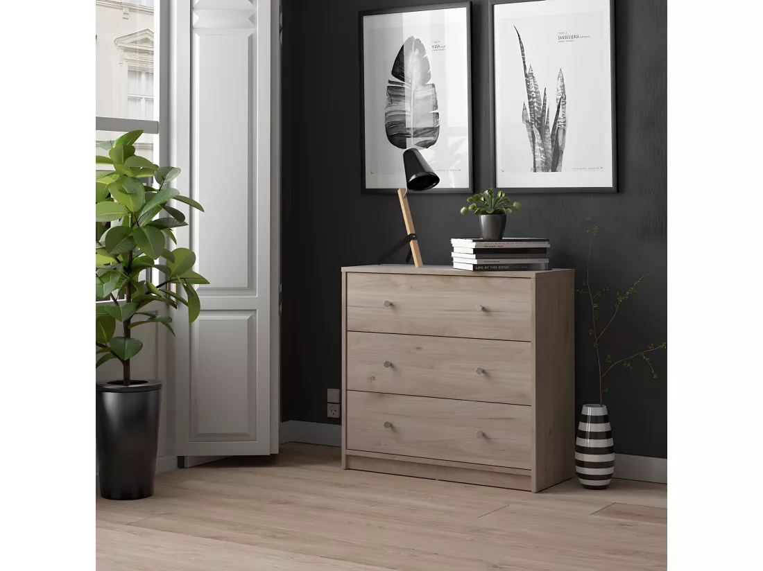 Maria Commode basse avec 3 tiroirs, noyer clair.