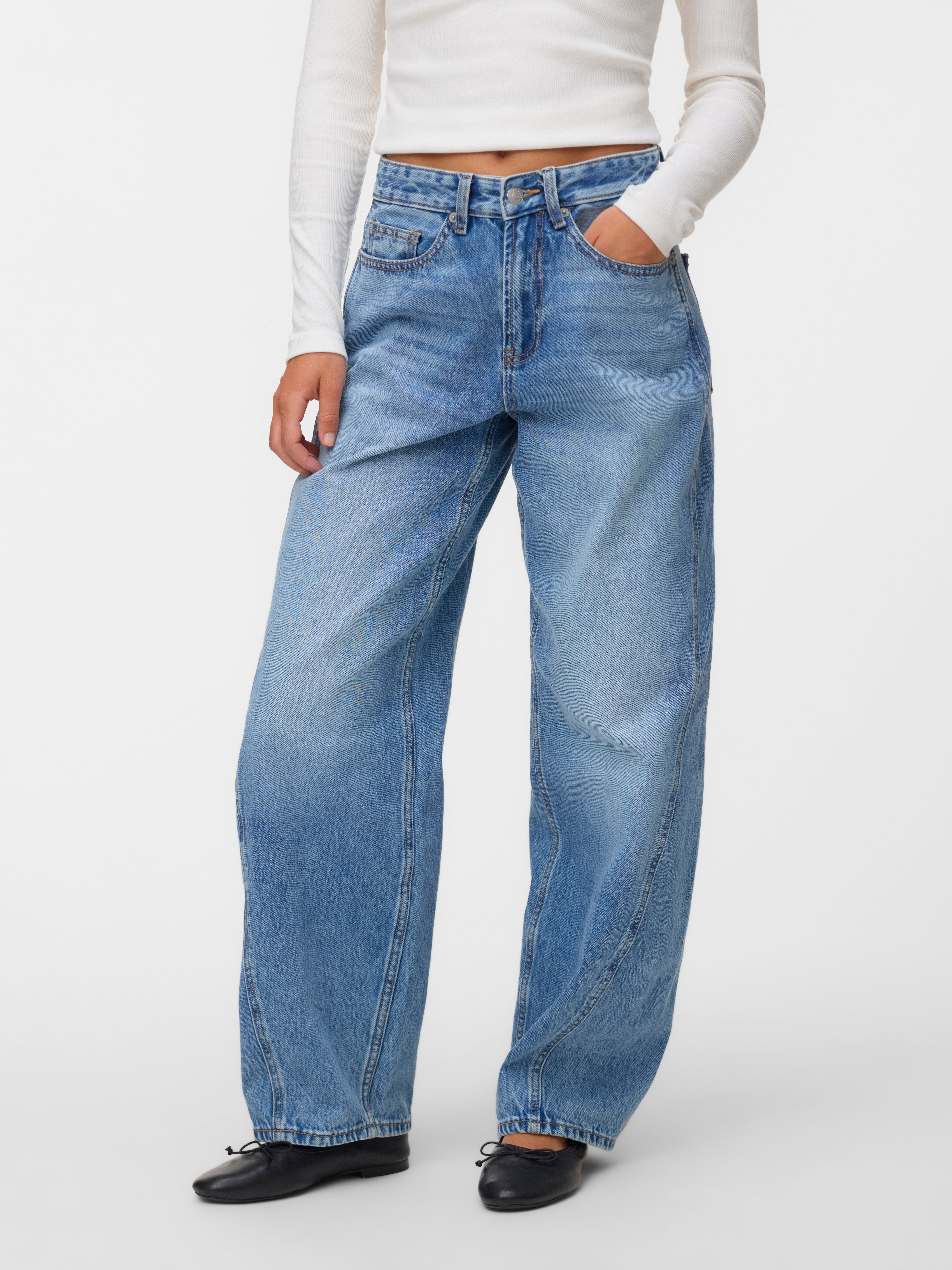 VMZOE Mid rise Barrel fit Jeans