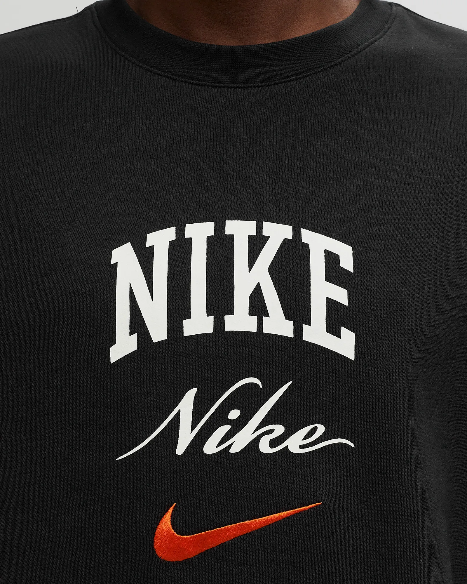 Moletom Nike Club Fleece de manga comprida e gola redonda