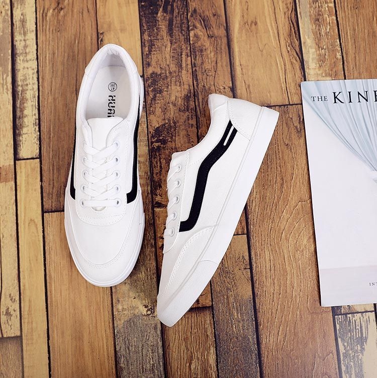 Solejoy - Canvas Sneakers met Contrasterende Afwerking