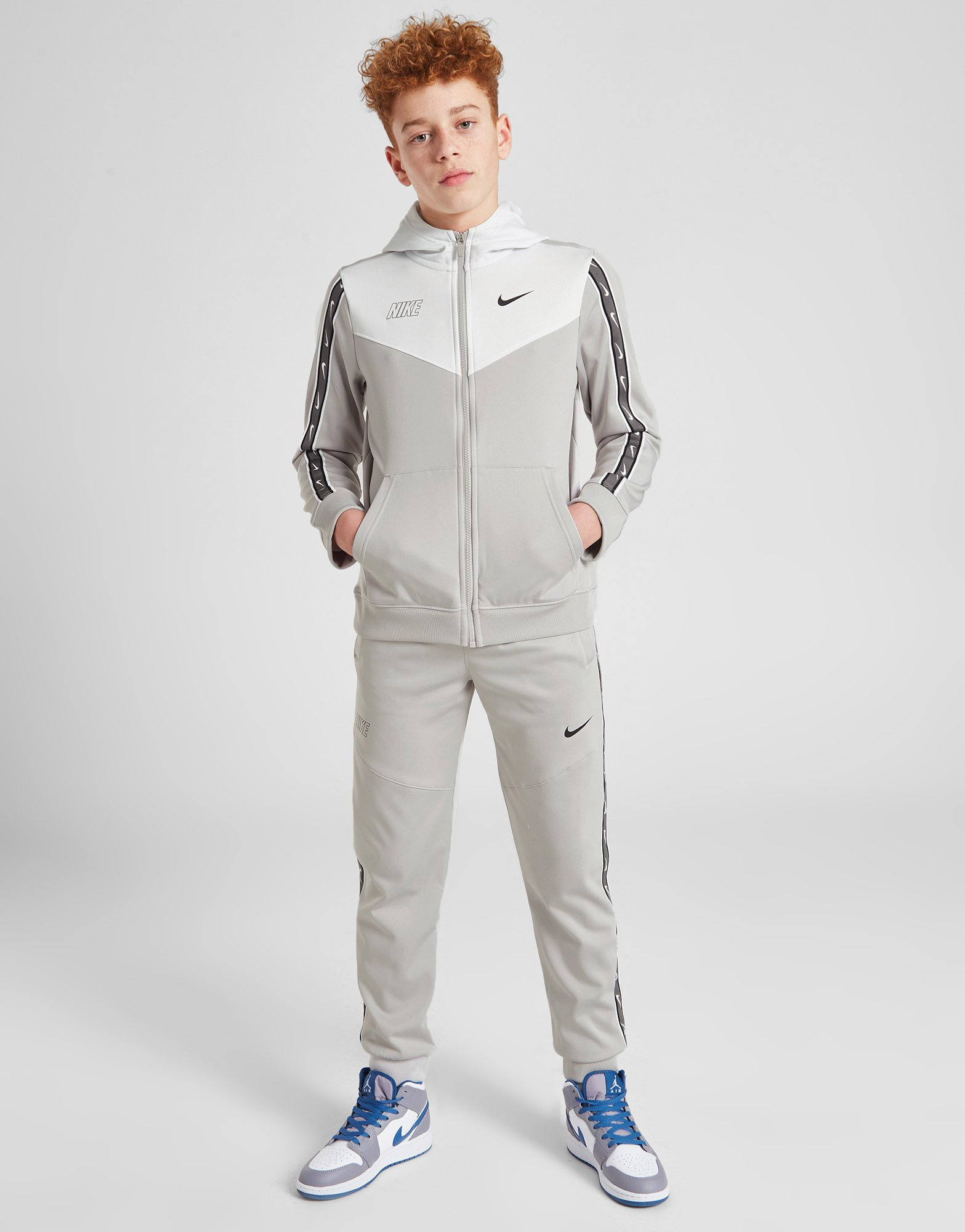 Nike Repeat Logo Full-Zip Hoodie Junior