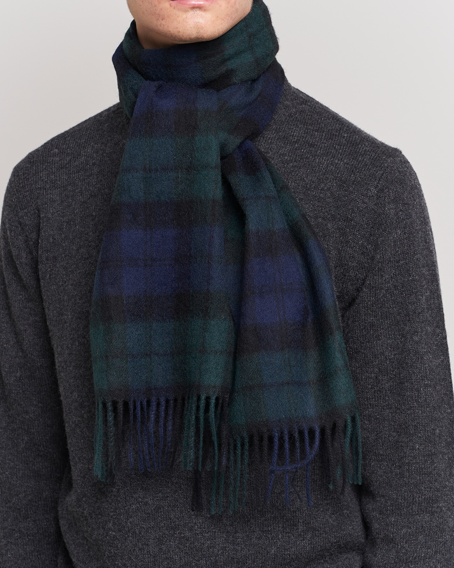 Barbour Lifestyle Lambswool/Cashmere New Check Tartan Blackwatch