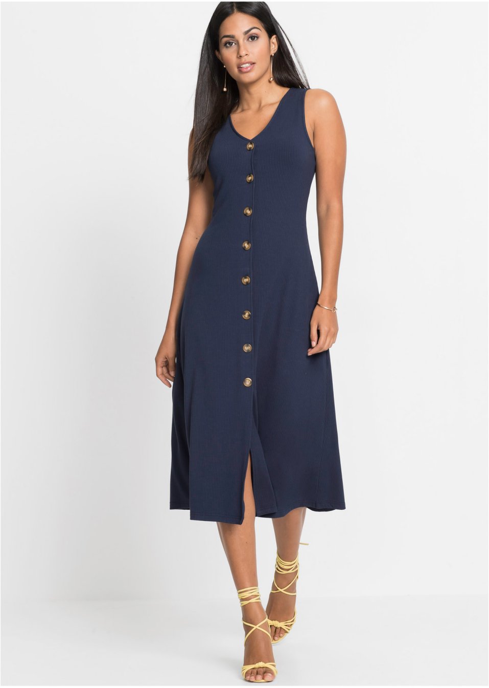 Robe estivale à boutons