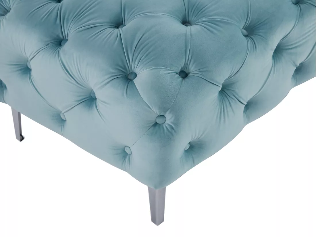 Pouf chesterfield en velours bleu pastel EDWINA