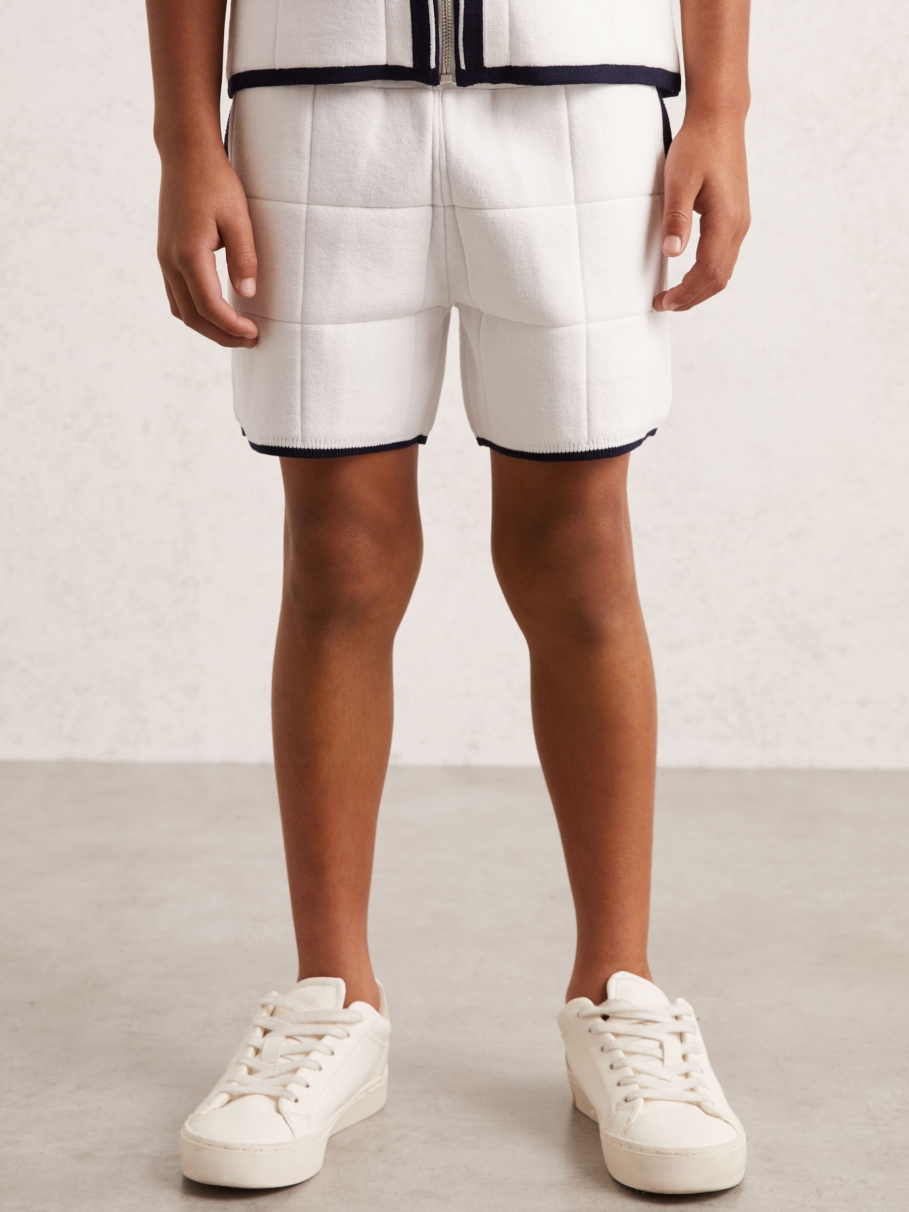 Wit/marineblauw - Reiss Barbor Shorts