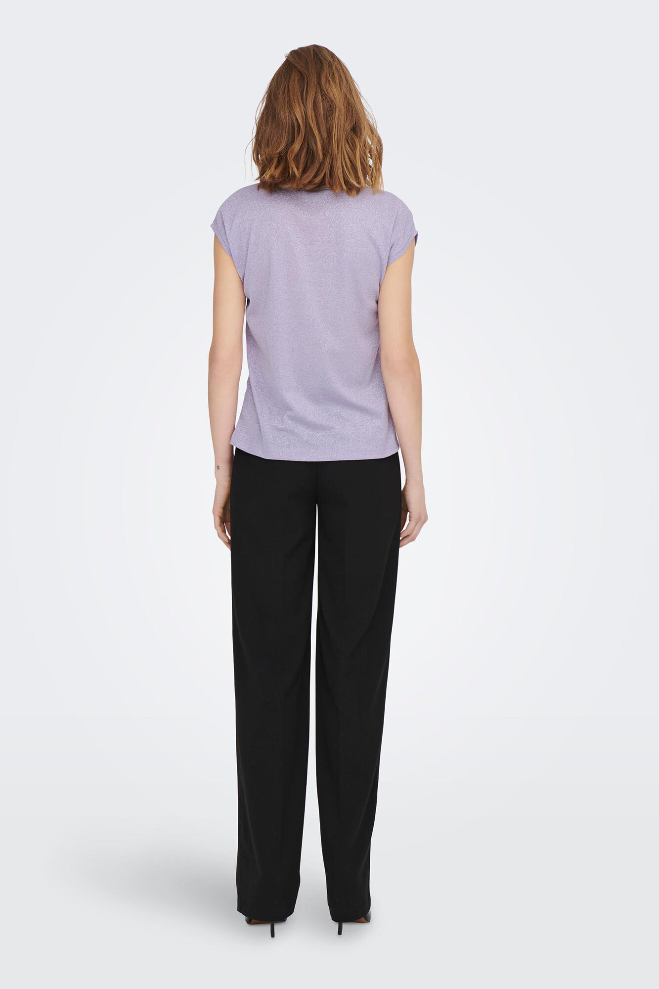 Blusa de manga curta com decote em V