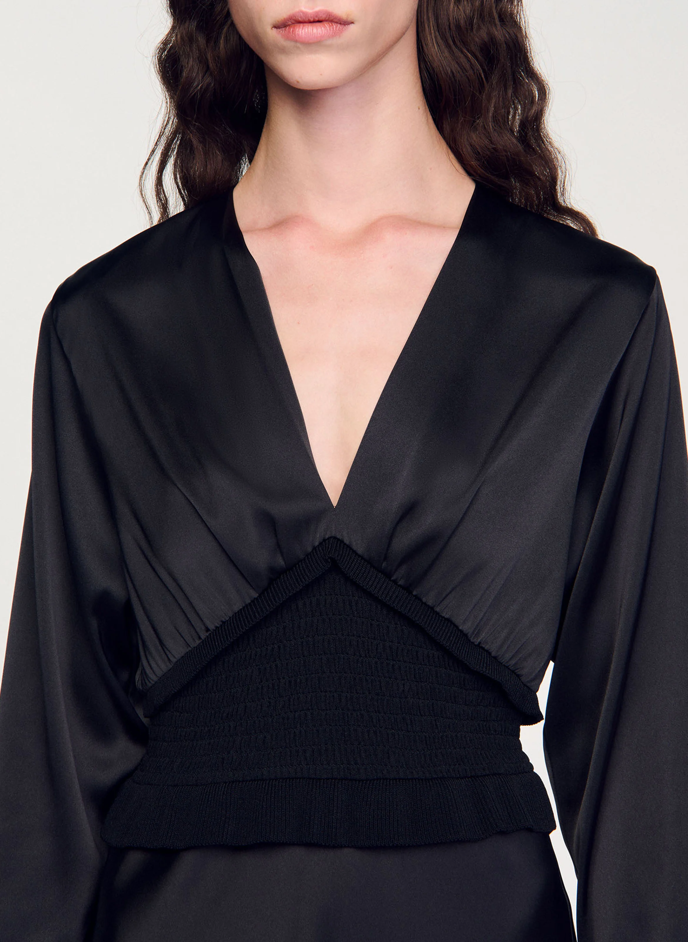 Robe longue satinée| Noir